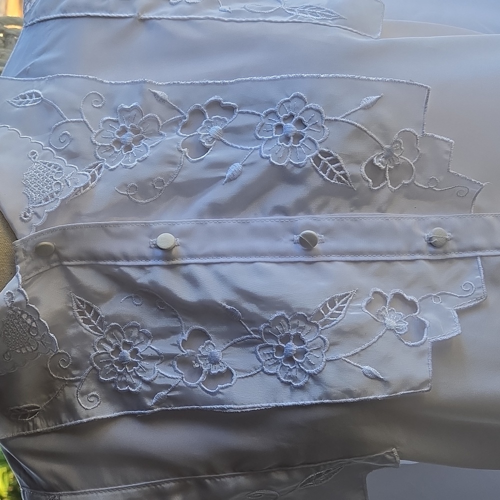 David Benjamin White Vintage Blouse With Floral Embroidery Accent At Bodice - Picture 3 of 15